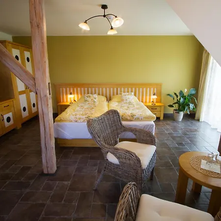 Hotel A Restaurace Palfrig Stara Ves nad Ondrejnici