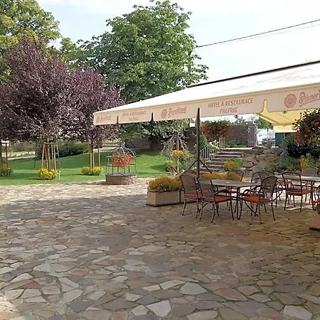 Ξενοδοχείο A Restaurace Palfrig 3*