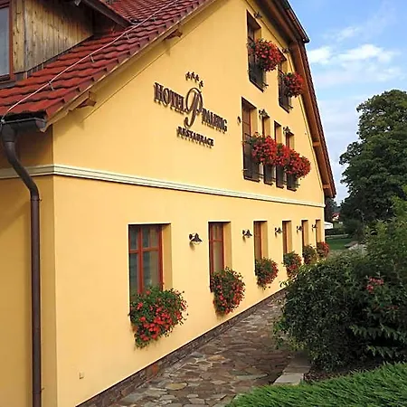 A Restaurace Palfrig 3*