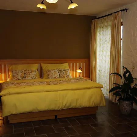 Hotel A Restaurace Palfrig
