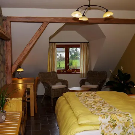 Hotel A Restaurace Palfrig Stara Ves nad Ondrejnici